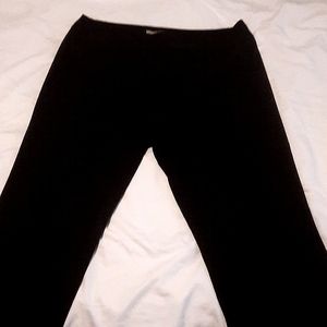 Size 16 Black Roz & Ali dress pants